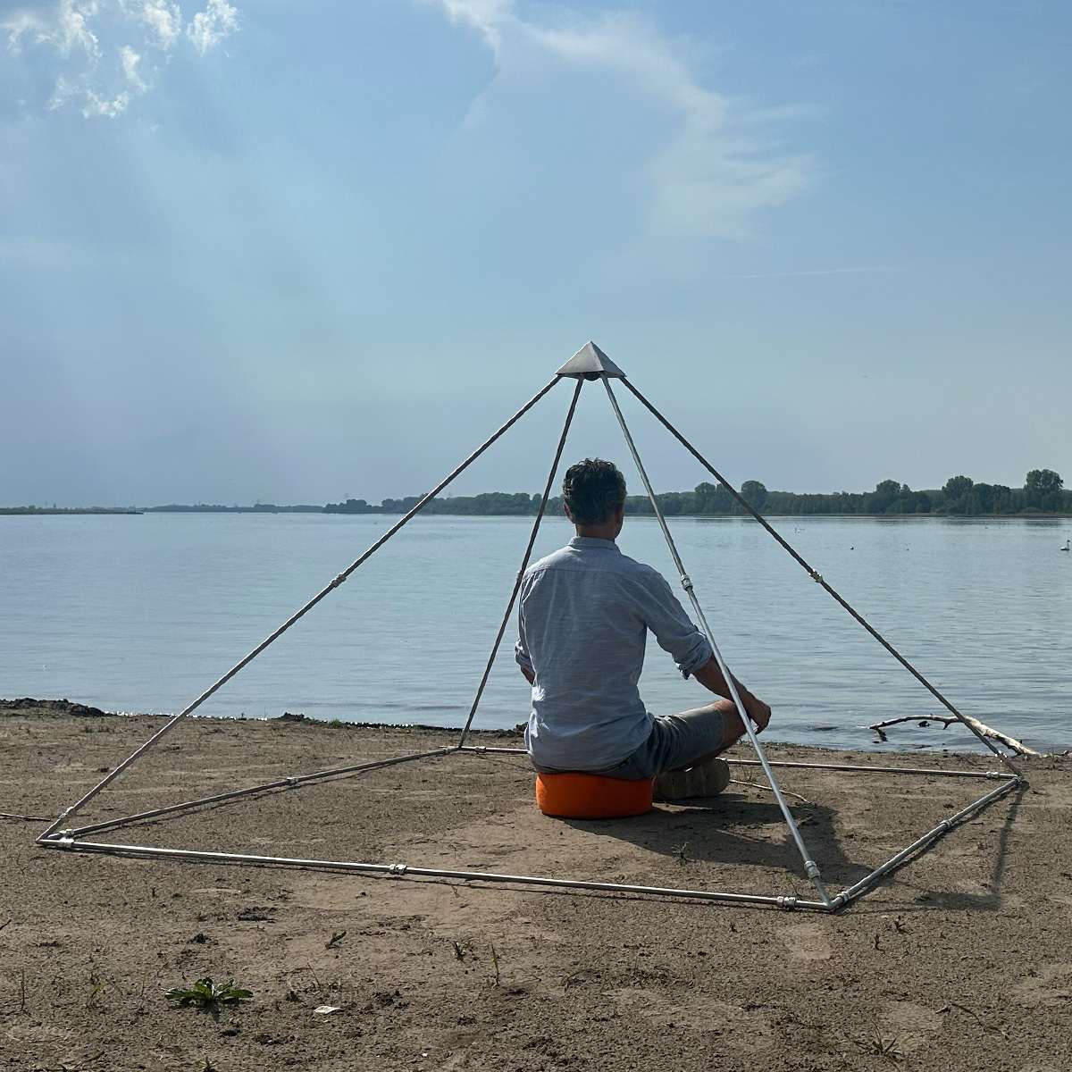 Meditation pyramid benefits article hero